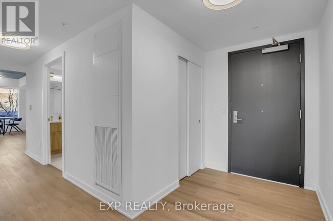 Building Photo - 36 Robinson Ave