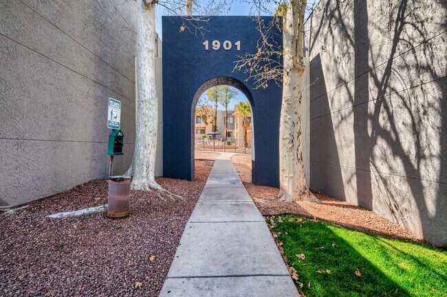 Foto del edificio - Sycamore Creek Apartments
