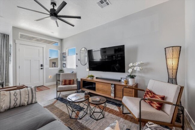 Building Photo - Blackrock Bungalow