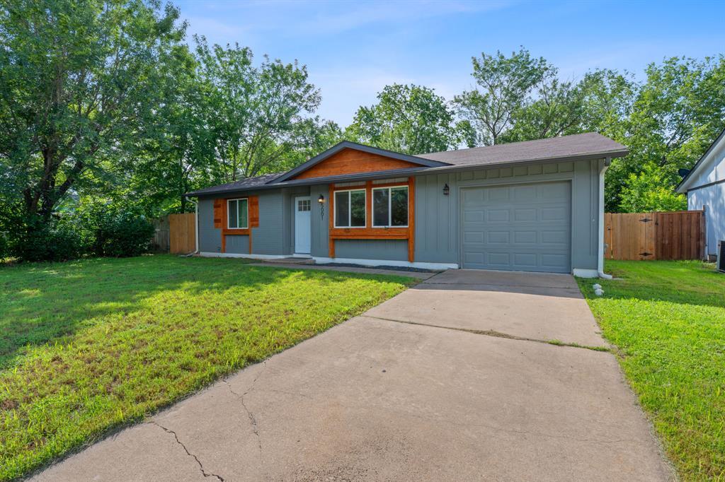 Foto principal - 5001 Dove Springs Dr