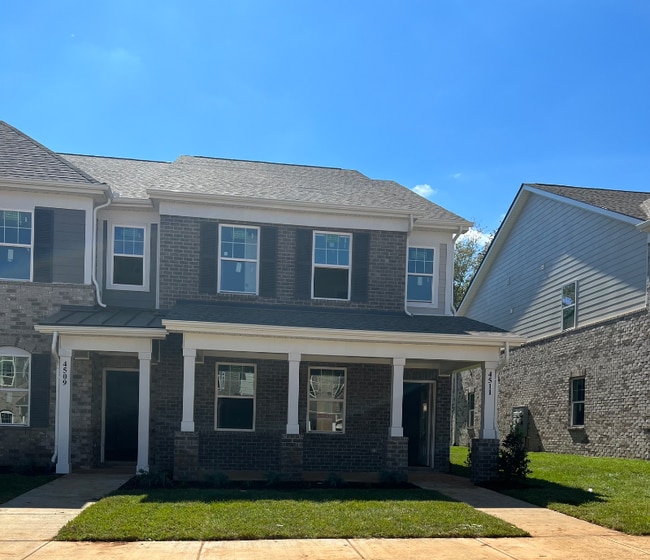 Building Photo - 4511 Sardius Dr
