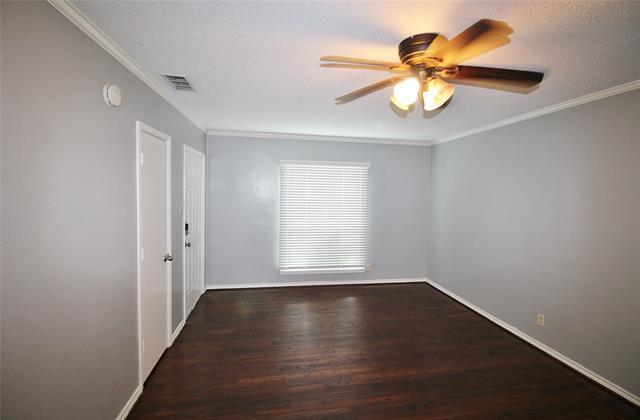 Foto del edificio - 1225 Lakeside Dr