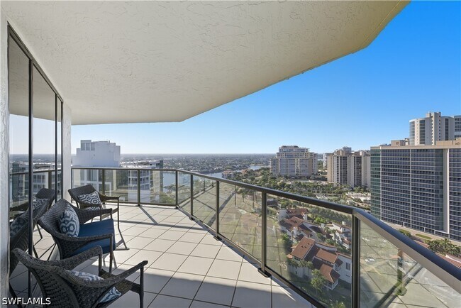 Foto del edificio - 4901 Gulf Shore Blvd N