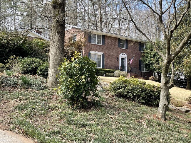Building Photo - 5 br, 3 bath House - 3321 Elm Creek Drive