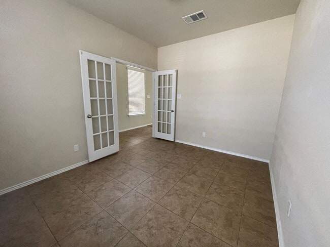 Building Photo - 9514 Fratelli Court