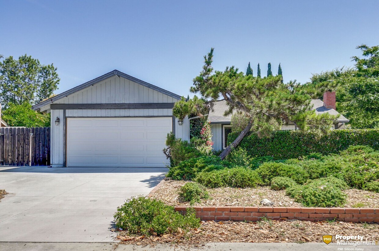 Primary Photo - Great Home and Location In San Jose