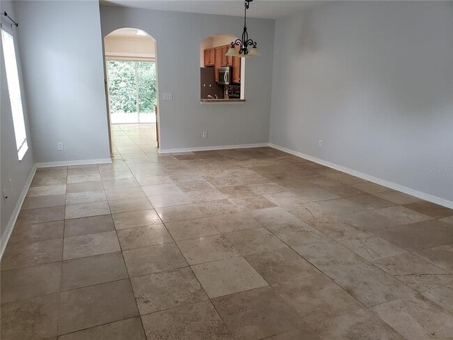 Building Photo - 5870 Fishhawk Ridge Dr