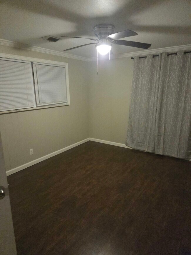 Foto del edificio - 633 4th St