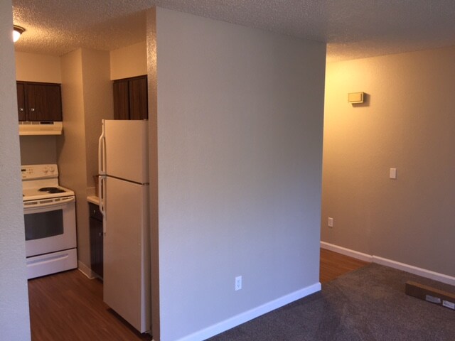 1 hab. - cocina - Indian Hills Apartments