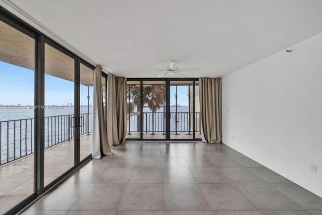Building Photo - 7751 NE Bayshore Ct