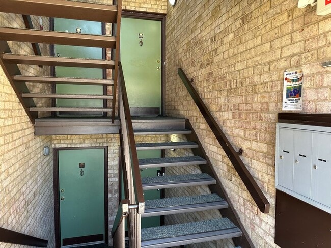 Foto del edificio - 19016 Mills Choice Rd