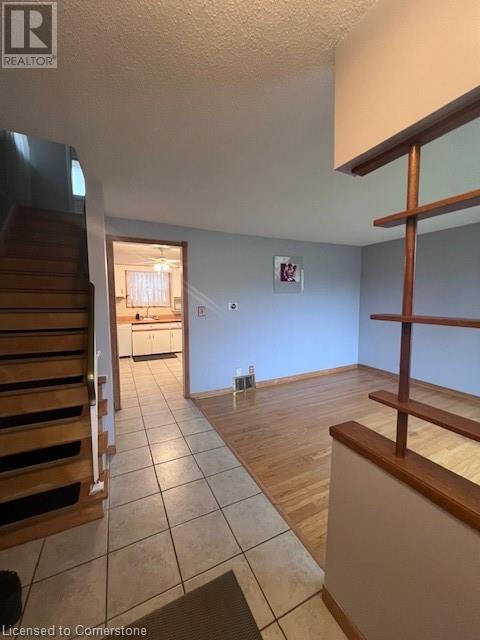 Building Photo - 24 Elmsdale Dr