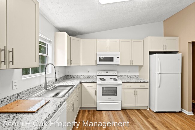 Foto del edificio - 5 br, 3 bath House - 8505 Maeve Court