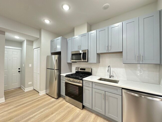 Foto del edificio - 433 W Belden Ave