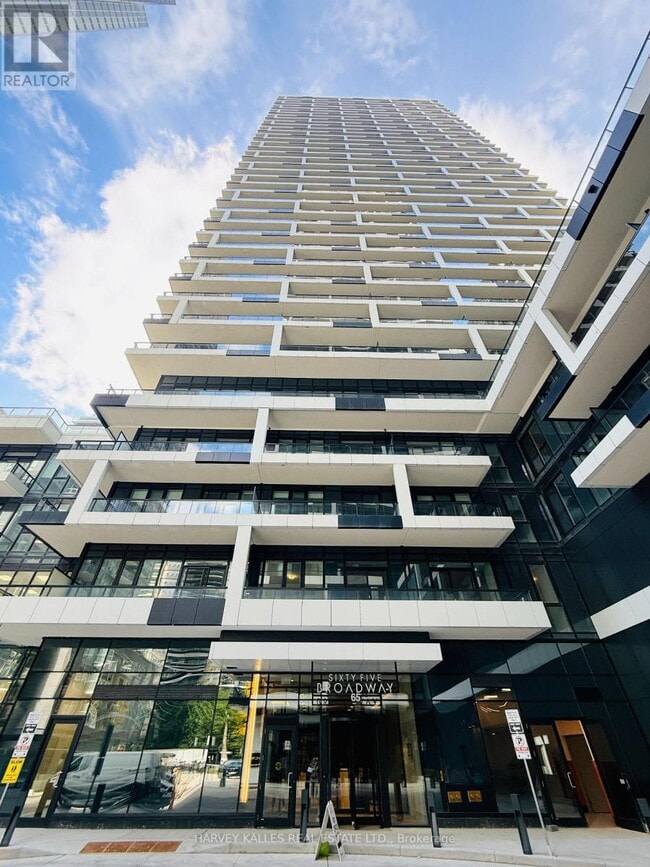 Photo du bâtiment - 65 Broadway Ave