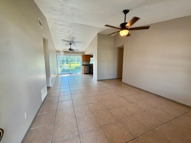 Building Photo - 958 Florida Pkwy