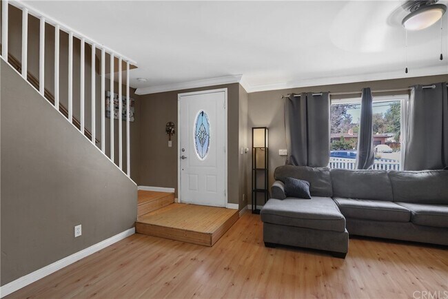Foto del edificio - 13339 E Lakeview Rd