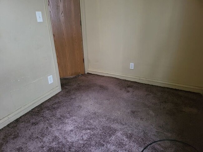 Foto del edificio - 1128 E 67th St