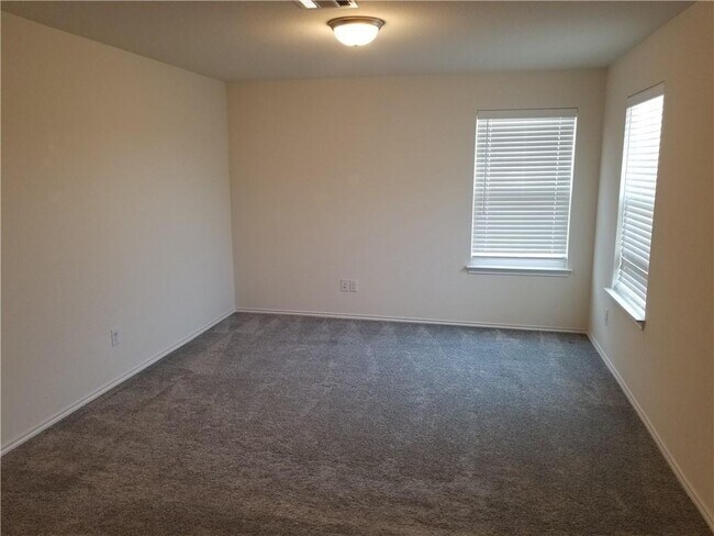 Building Photo - 17312 Headstock Rd