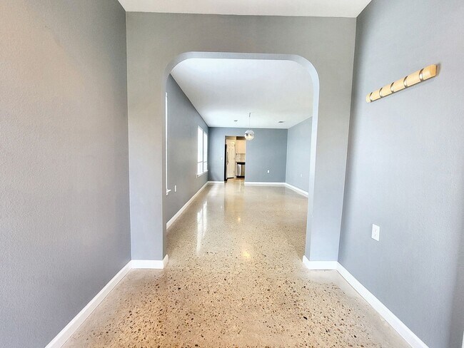 Foto del edificio - 5608 Steven Creek Way