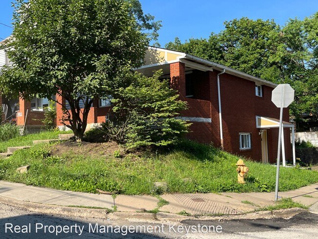Foto del edificio - 2 br, 2 bath House - 1400 Dagmar Avenue