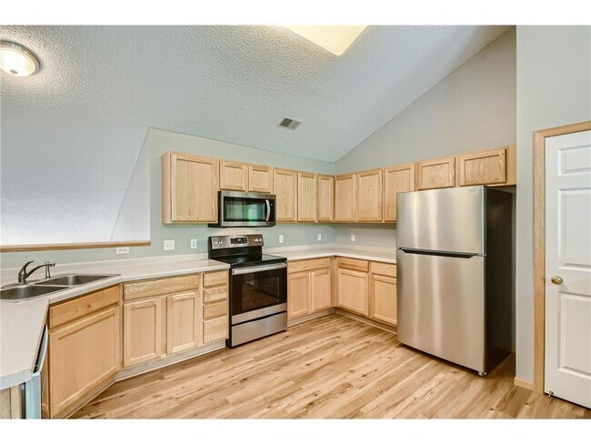 Building Photo - 7571 Derby Ln