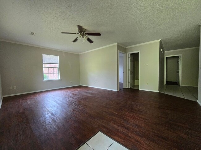 Foto del edificio - 588 Dockery Ln