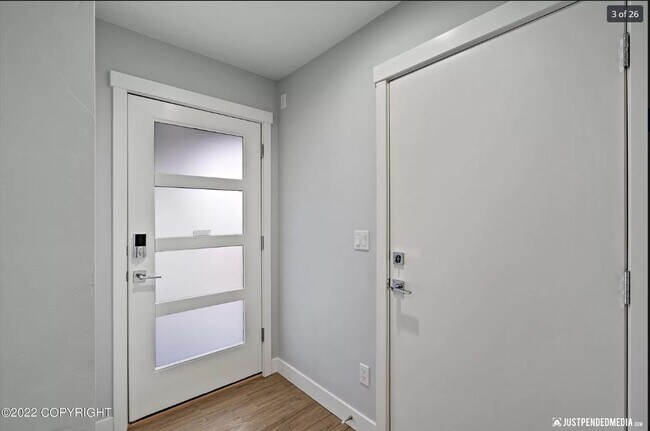 Building Photo - Beautiful 3 Bedroom 2 Bath Home - Close to...