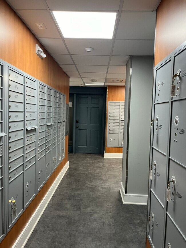Foto del edificio - 1420 N St NW