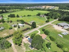 Building Photo - 15106 County Rd 431