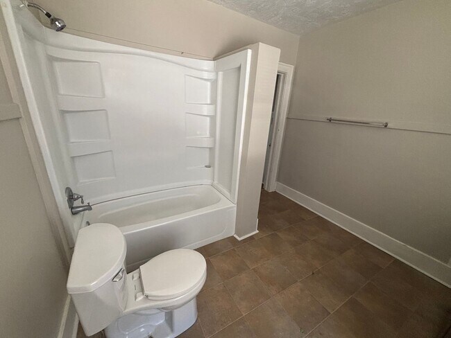 Foto del edificio - 3117 Marshall Ave