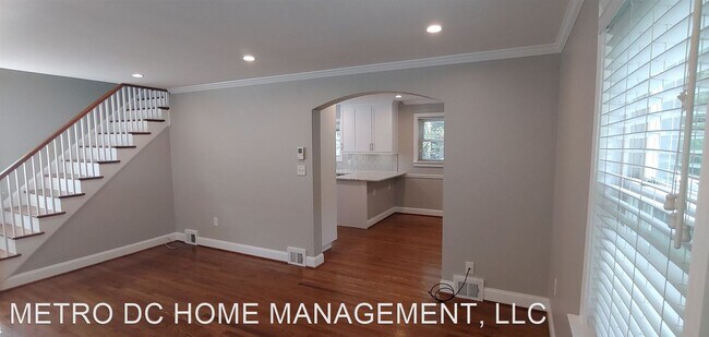 Building Photo - 3 br, 2 bath House - 108 N Edison St