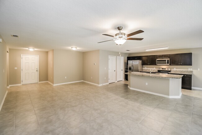 Foto del edificio - 9062 Open Field Rd, Jacksonville, FL