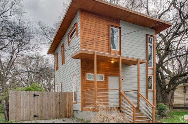 Building Photo - 203 Prince Ave
