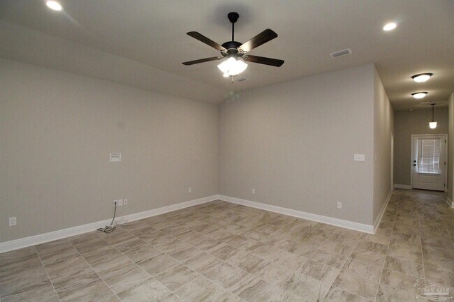 Foto del edificio - 8480 Beech Tree Rd