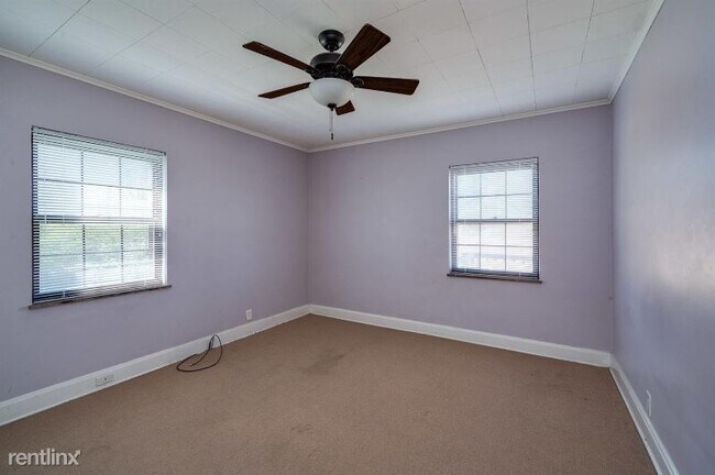 Building Photo - 3 br, 1 bath House - 5165 Leona Dr