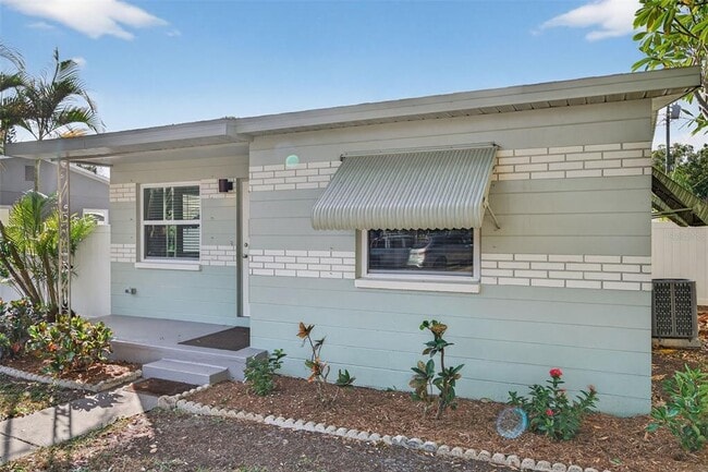 Building Photo - 5410 19th Ave S