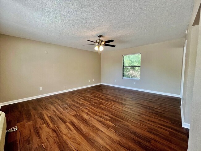 Foto del edificio - 701 W Sycamore St
