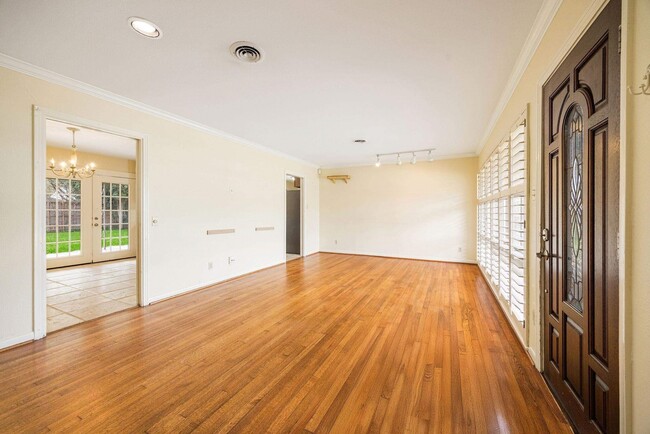 Foto del edificio - 5413 Judalon Ln