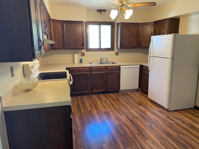 Foto del edificio - 2252 Austin Ct