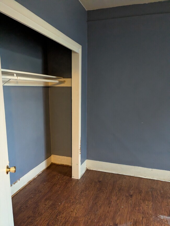 Building Photo - 2229 White Ave