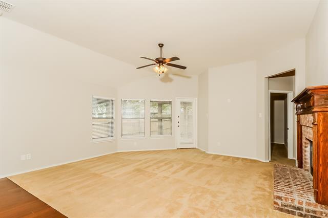Building Photo - 1709 Lake Wood Trl