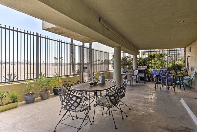 20 3rd Pl Unit Long Beach Ca 90802 Condo For In