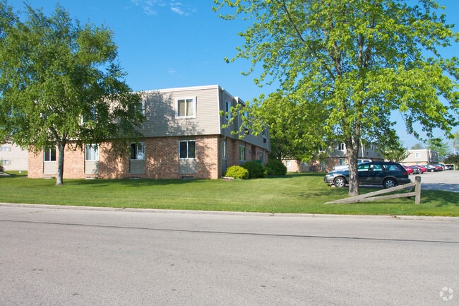 Building Photo - N133 W15522 Francese Dr