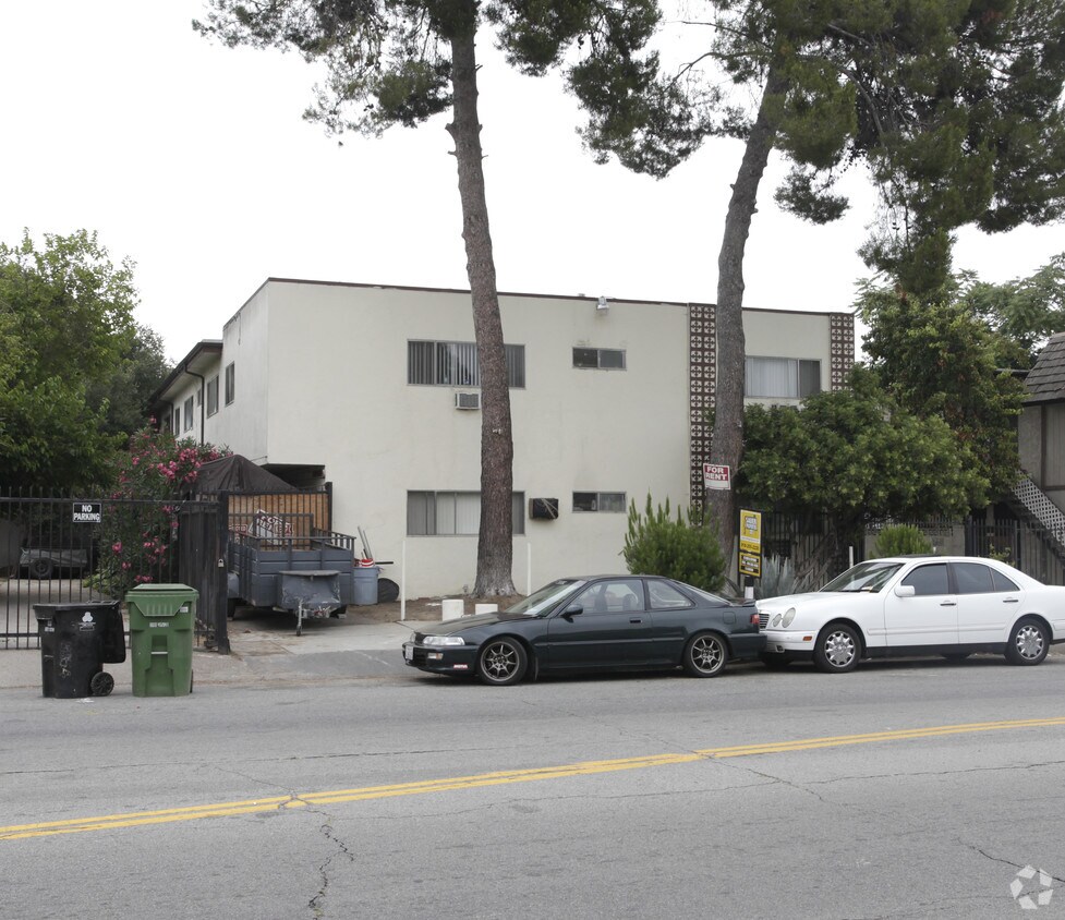 5948 Tujunga Ave, North Hollywood, CA 91601 Apartments in North Hollywood, CA