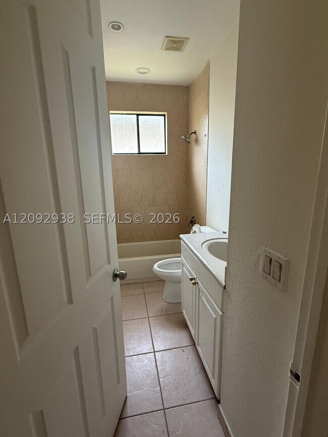 Foto del edificio - 372 SW 2nd St