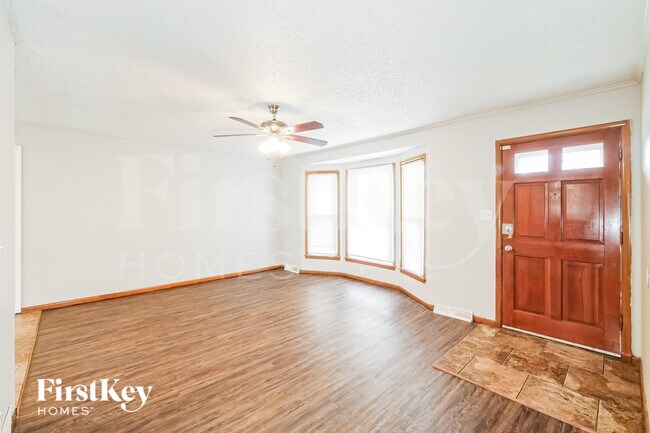 Foto del edificio - 8207 E 85 St