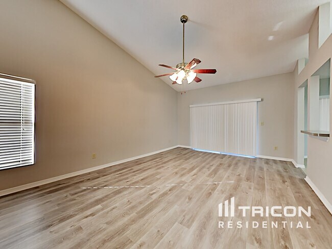 Foto del edificio - 5709 Erhardt Dr