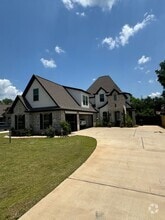 Building Photo - 1142 Green Wood Cir