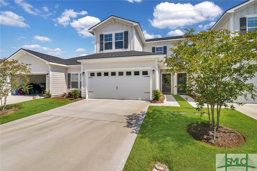 Foto principal - 24 Lower Creek Dr
